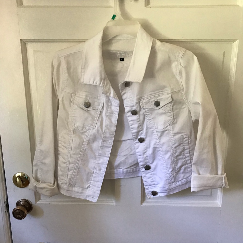 White soft denim jacket